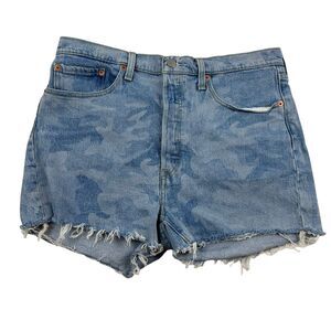 Levi's 501 Women's Cut-Off Camouflage Denim Blue Jean Shorts Sz 33 Stretch